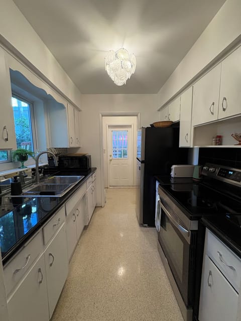 Fully-stocked French kitchen