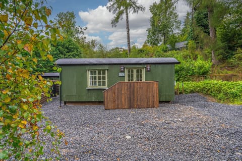 Juniper Lodge Shepherd Hut in the Lake District
