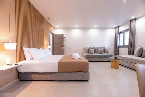 Deluxe Quadruple Room, Courtyard View | In-room safe, desk, soundproofing, free WiFi