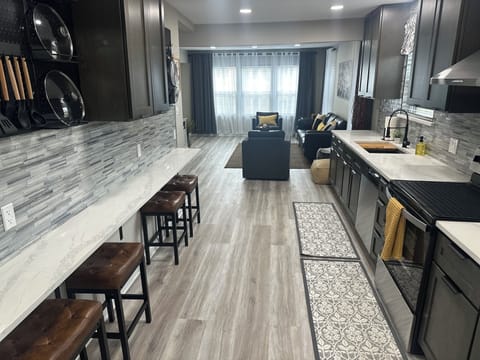 Layout allows you to still be at the center of entertaining