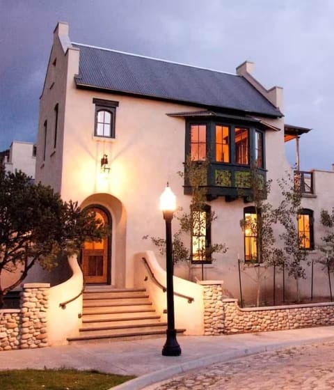 1008 Swift Circle_front of house