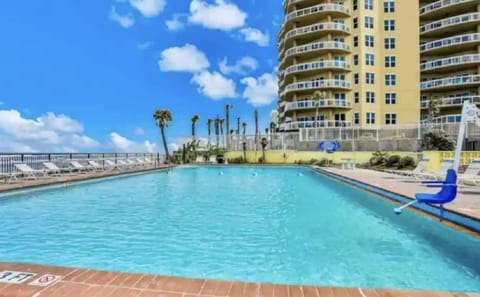 Vacation mode: activated.