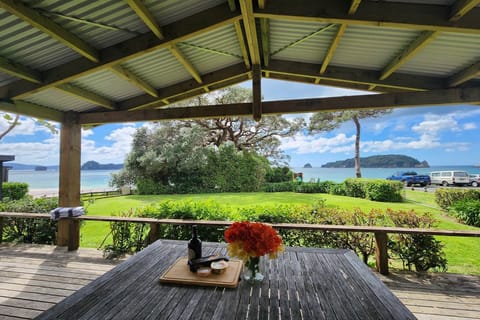 Absolute Beachfront Bach Pergola