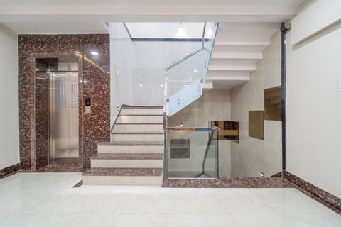 Elevator