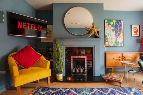 Living Room / Lounge