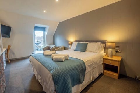 Comfort Double Room, Courtyard View | Premium bedding, iron/ironing board, free WiFi, bed sheets