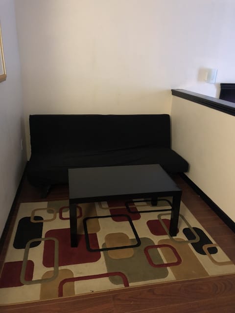 Deluxe Room, 1 King Bed | Living area | 27-inch TV with cable channels