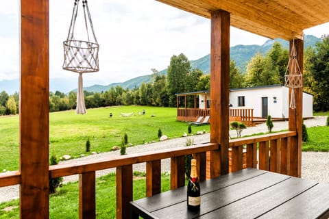 Comfort Villa, Mountain View | Terrace/patio