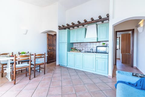 Kitchen and dining area