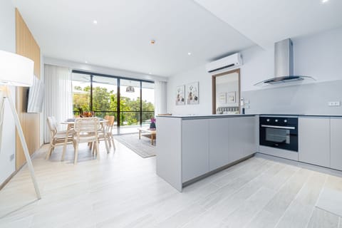 Apartment, 2 Bedrooms, Kitchen | In-room dining