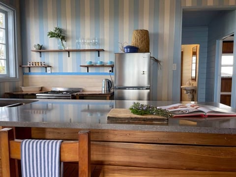 Stools for hanging out at kitchen bench