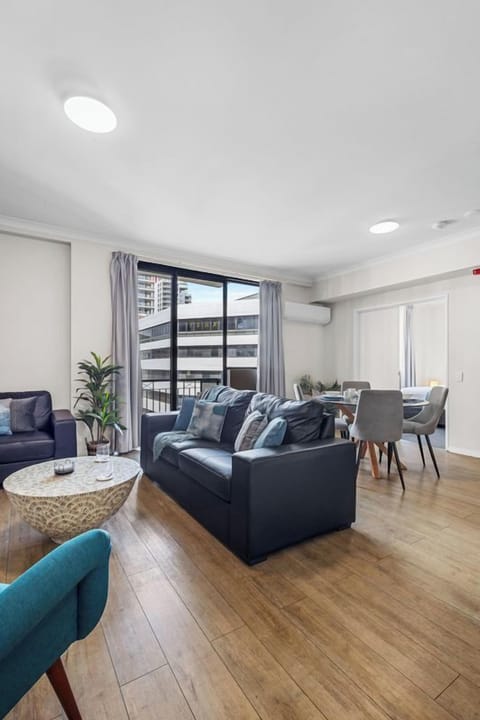 Spacious city living with a view—your urban retreat is ready! 
