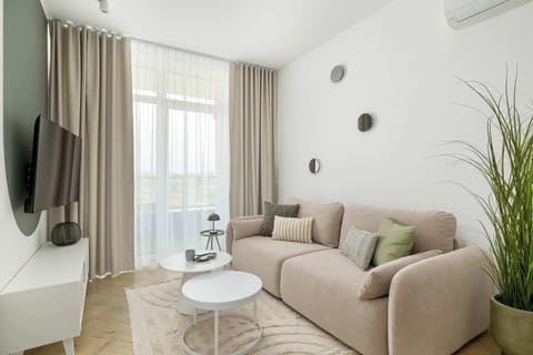 Unwind on the comfortable sofa that can be converted into double bed.