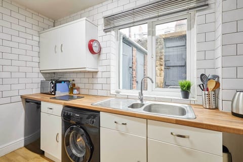 The Reading Room, Hexham - Host & Stay