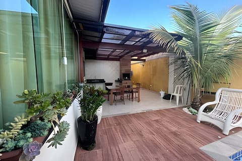 Villa | Outdoor dining