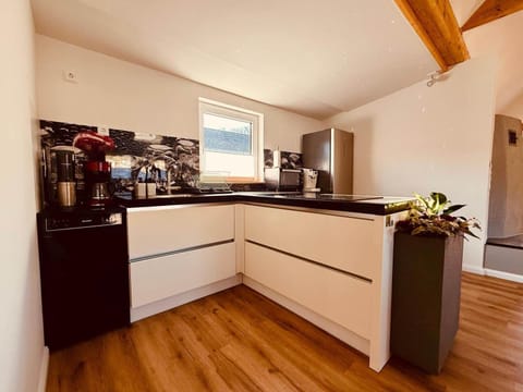 PHOTO-2025-04-05-10-42-39 (22)