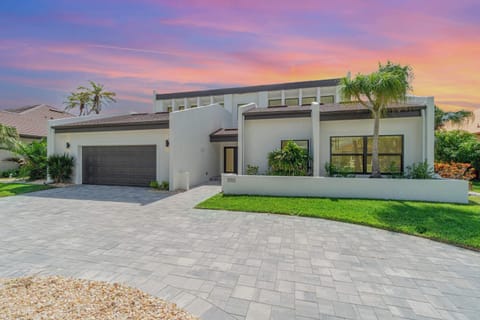New completely renovated 3 bed 2 1/2 bath home in Cape Coral