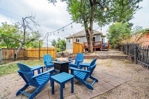 Welcome to Memorial Row — a downtown Colorado Springs retreat where mountain views, a glowing fire pit, and cozy backyard seating create the perfect spot to unwind and connect.