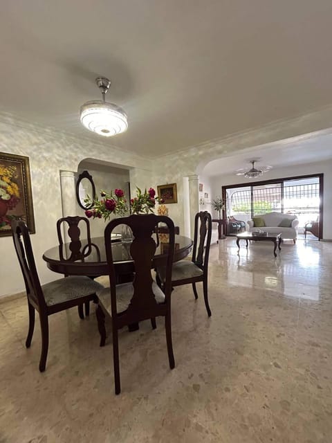 Apartment, 2 Bedrooms, Smoking, Balcony | Dining room