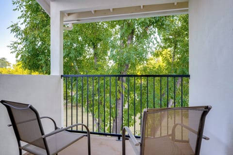 Private Balcony | Single-Story Apartment