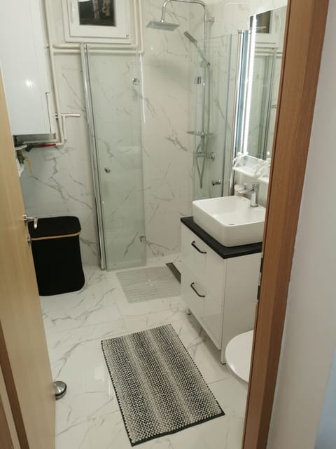 Barhroom