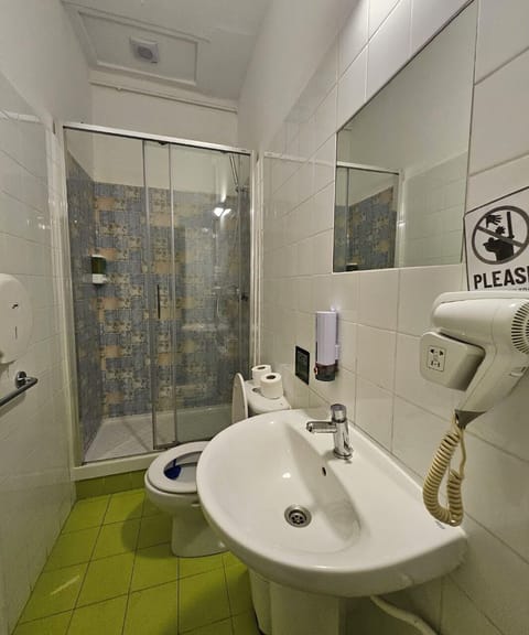 Shower, toilet paper