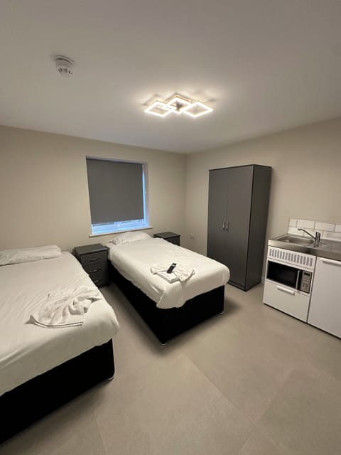 Twin Room | Soundproofing, iron/ironing board, bed sheets