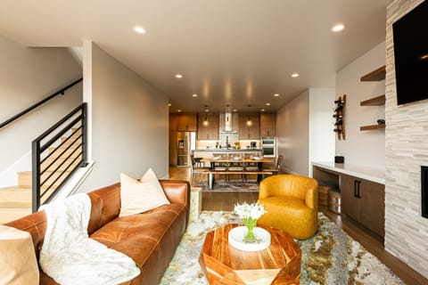 Main Living Room (2nd Floor)