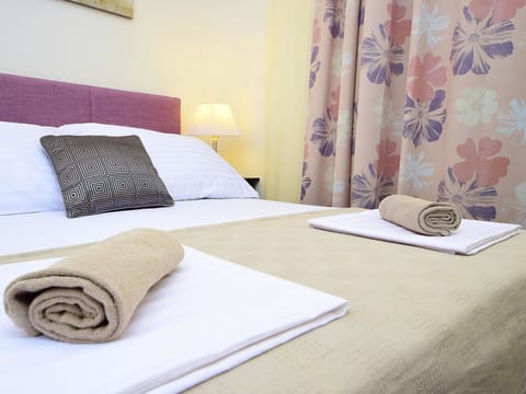 Property, Furniture, Comfort, Wood, Textile, Interior Design, Floor, Pillow, Bed, Flooring