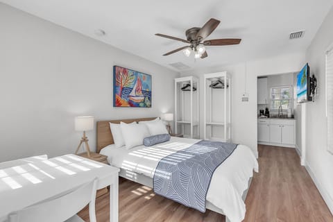 Queen Bed