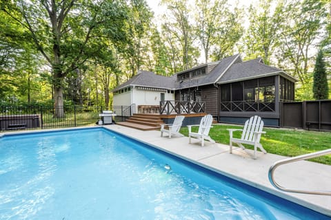 Private Pool & Hot Tub