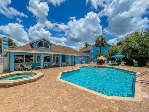Basic Villa | Pool | Outdoor pool