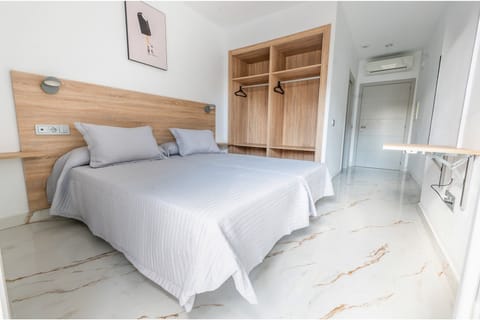 Deluxe Double Room, Balcony, City View | Desk, free WiFi