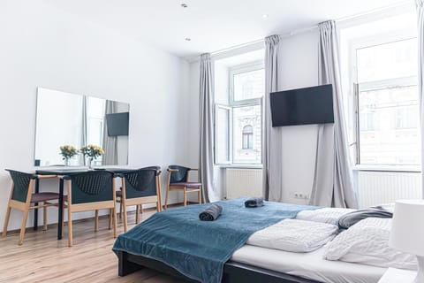 Basic Apartment | Iron/ironing board, free WiFi