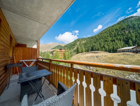 Apartment | Balcony