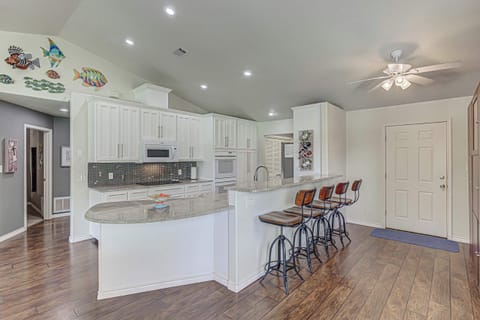 Modern kitchen with breakfast bar seating