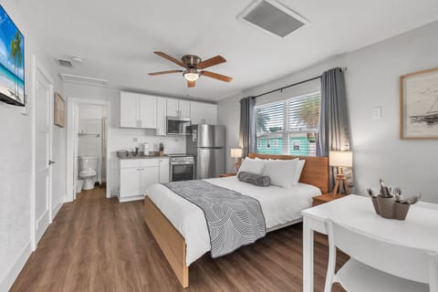 Studio Space with Queen Bed