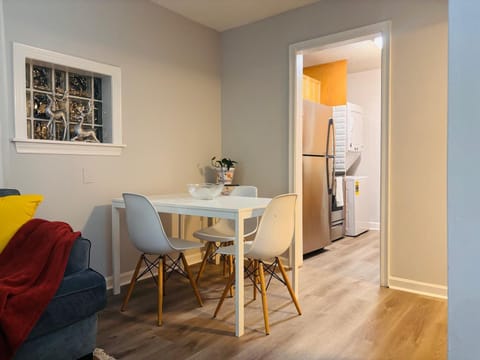 Dining area for four up to six people