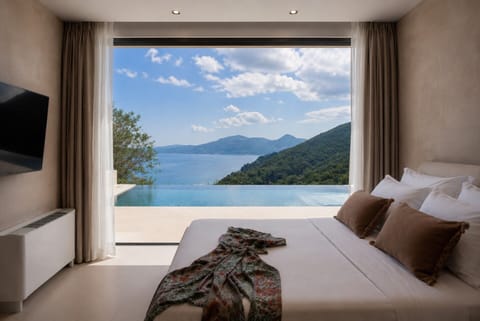 Infinity pool