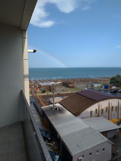 Apartment, 1 Bedroom, Accessible, Smoking | Balcony