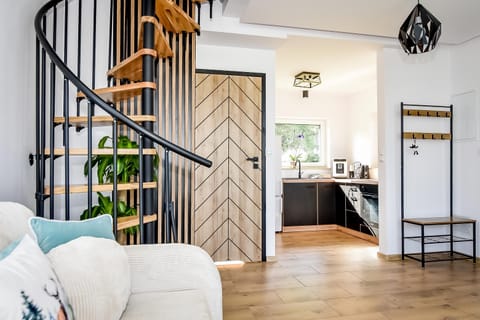 Chalet, 2 Bedrooms | Living room | Flat-screen TV