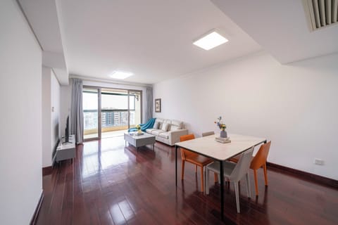 Superior Apartment, 2 Bedrooms, Kitchen, City View | Living room | 55-inch Smart TV with cable channels