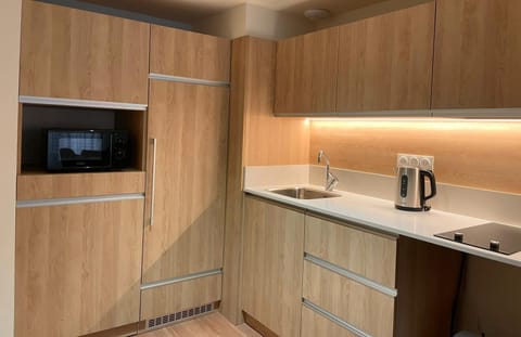 Apartment, 1 Bedroom | Private kitchen