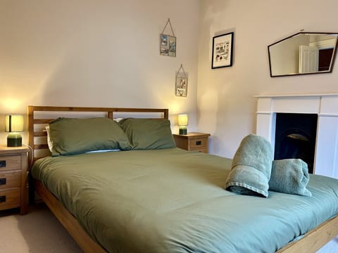 King size bed