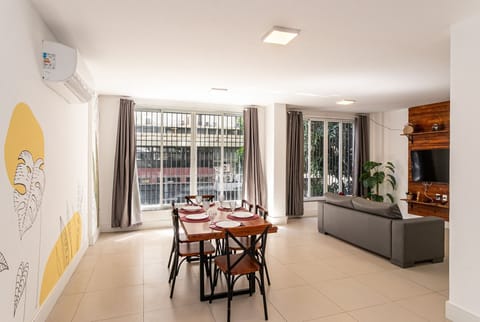Apartment | Dining