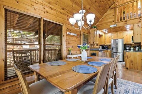 Big table, bigger laughs. Whether it’s family feasts or takeout nights, this dining space was built for togetherness.
