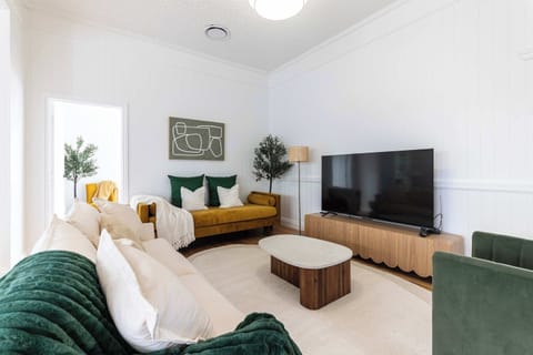 Baroona, Welcoming lounge
