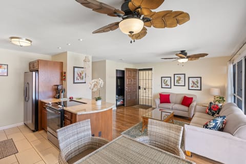 Condo, 2 Bedrooms | Living area | Smart TV