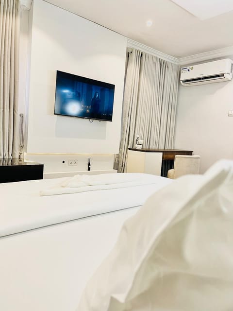 Deluxe Single Room | Desk, laptop workspace, free WiFi