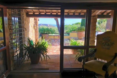 Entrance / Reception